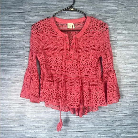 PAPER CRANE cropped pullover crocheted top with bell sleeves size Small - Picture 1 of 4
